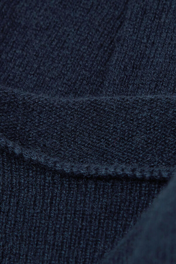 1 Langarm-Oberteil aus Kaschmir 1 Langarm-Oberteil aus Kaschmir