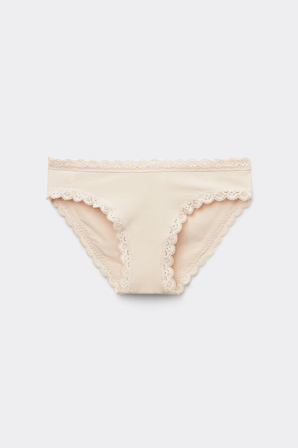 Baumwoll- und Spitzenhöschen Baumwoll- und Spitzenhöschen