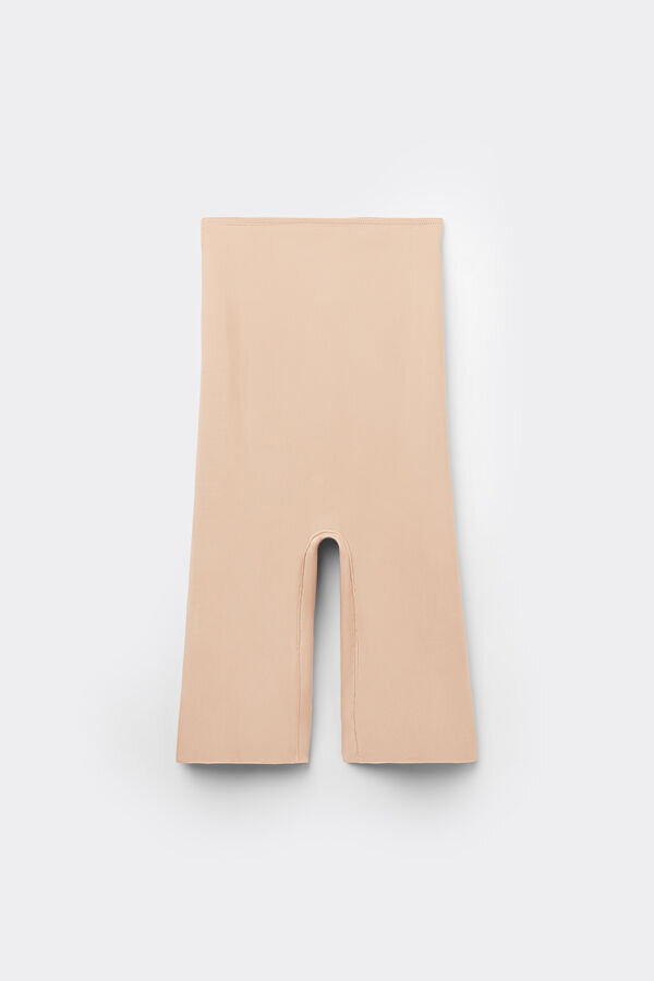 Formende Shorts aus nahtloser Mikrofaser Formende Shorts aus nahtloser Mikrofaser