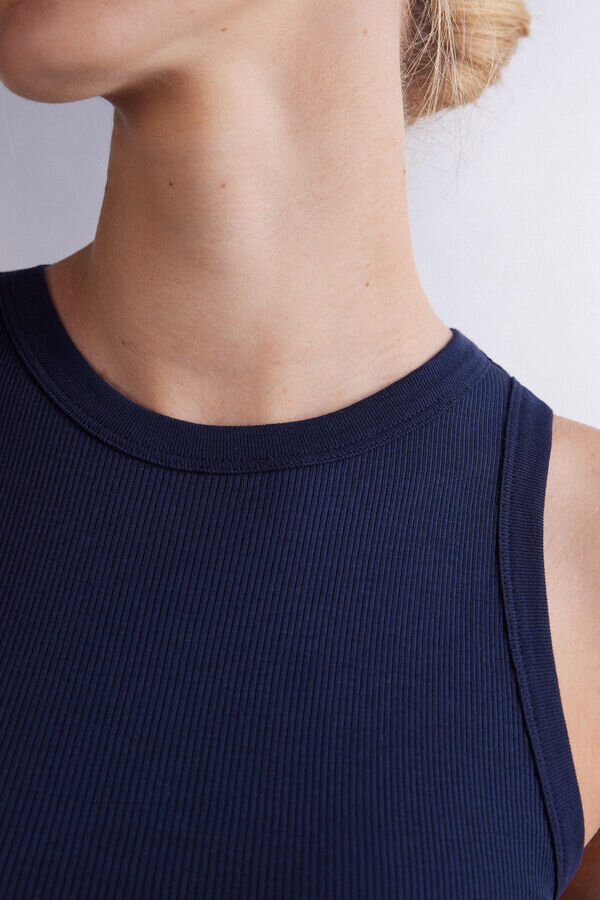 Geripptes Tanktop aus hochwertiger Baumwolle Geripptes Tanktop aus hochwertiger Baumwolle