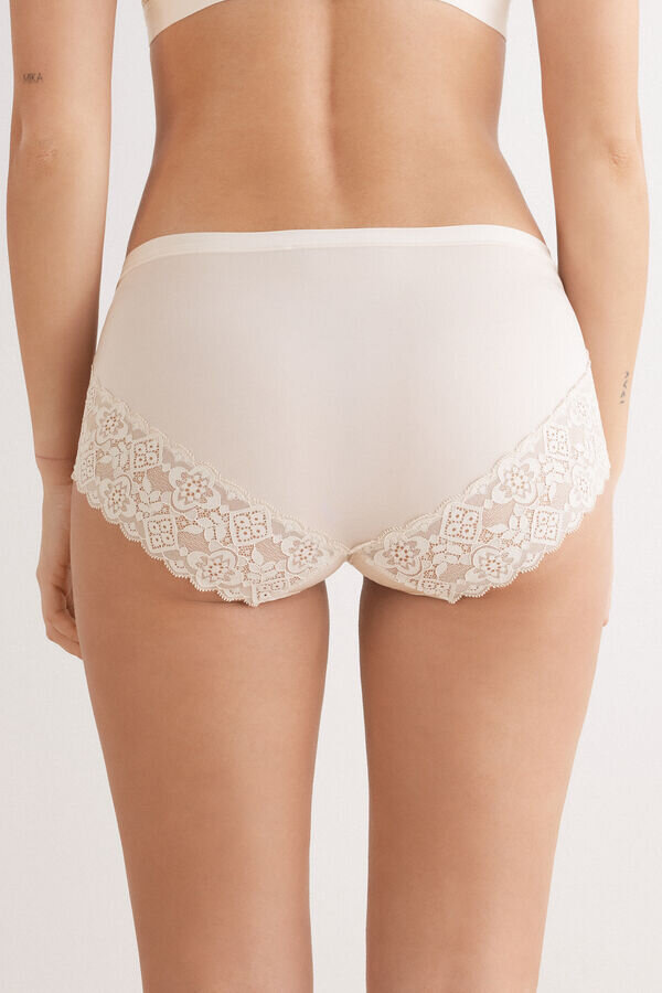Hoch geschnittene Unterhose aus Mikrofaser und Spitze Hoch geschnittene Unterhose aus Mikrofaser und Spitze