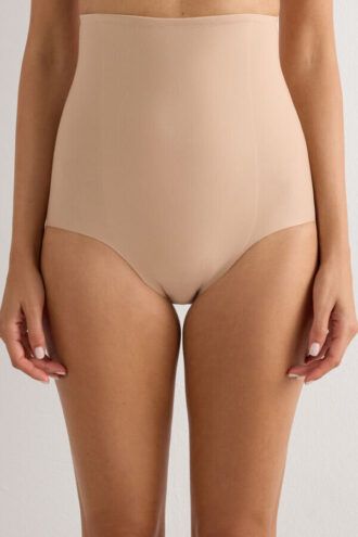 Hoch taillierte, formende Hipster-Shorts aus nahtloser Mikrofaser