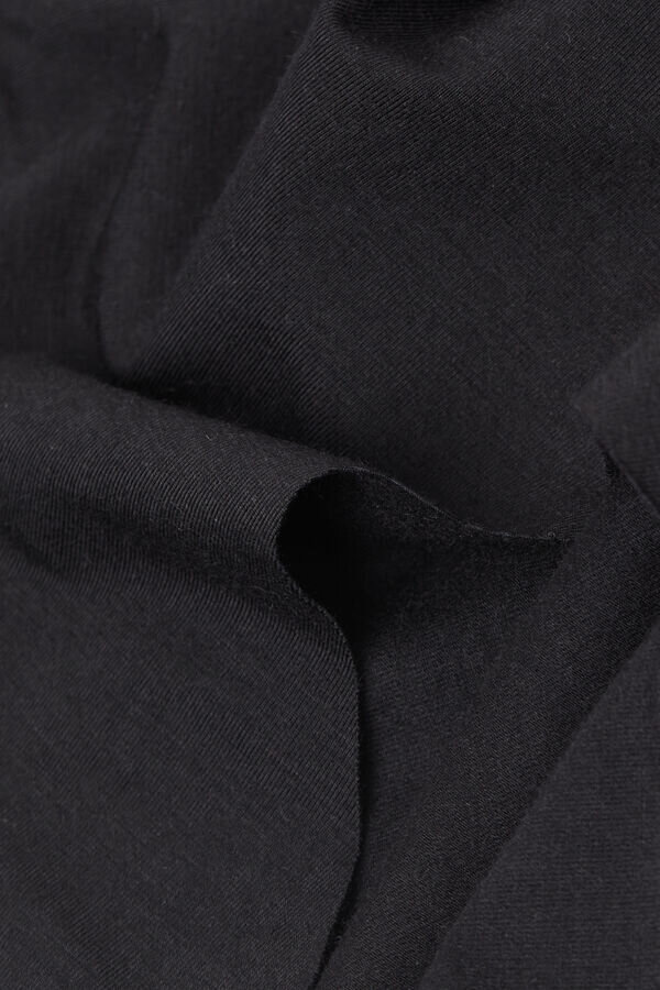 Hoch taillierte Slips mit hervorragendem Tragekomfort Hoch taillierte Slips mit hervorragendem Tragekomfort