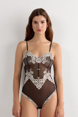 Lace Bodysuit aus Tüll und Spitze mit Pretty Flowers