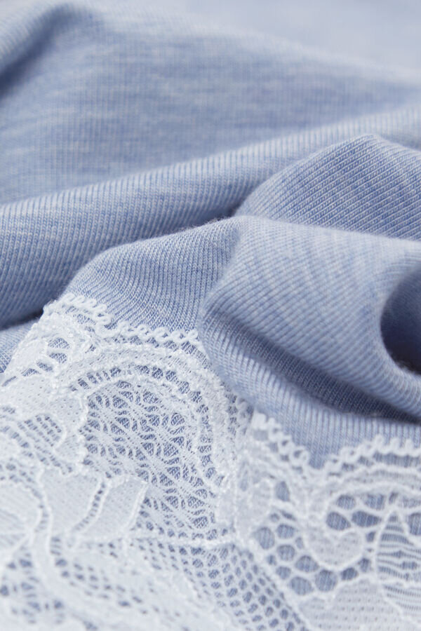 Lange Pyjamas mit Spitzenbesatz aus Modal Lange Pyjamas mit Spitzenbesatz aus Modal