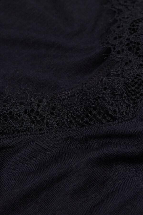 Modal Ultralight Cashmere Blend Top mit Spitze Modal Ultralight Cashmere Blend Top mit Spitze