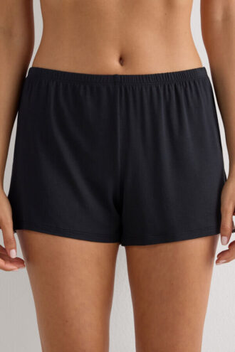 Modale Shorts mit Pretty Flowers