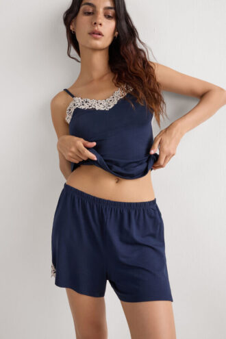 Modale Shorts mit Pretty Flowers