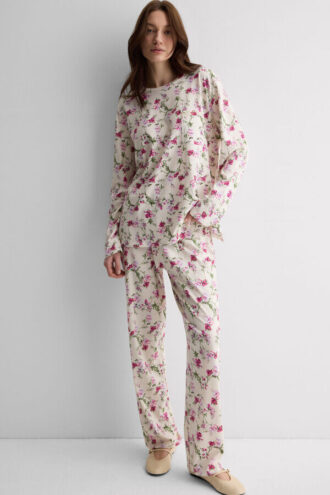 Pretty Flowers Printed Superior Cotton Full Length Pajamas