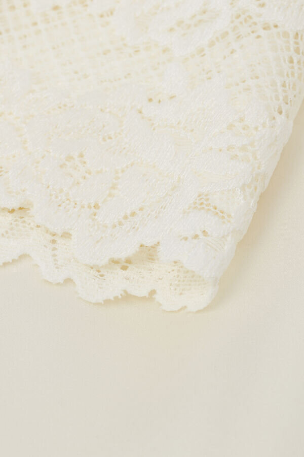 Pretty Flowers Silk Kimono Pretty Flowers Silk Kimono