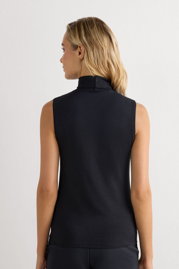 Ärmelloses Rollkragen-Shirt aus Micromodal Ärmelloses Rollkragen-Shirt aus Micromodal