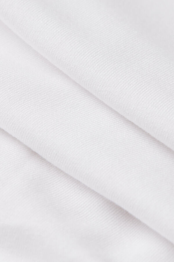 Ärmelloses Rollkragen-Shirt aus Micromodal Ärmelloses Rollkragen-Shirt aus Micromodal