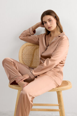 Seidenhose in voller Länge