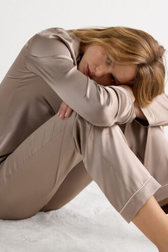 Seidenhose in voller Länge