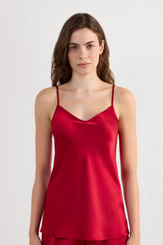 Seidensatin-Top mit V-Ausschnitt