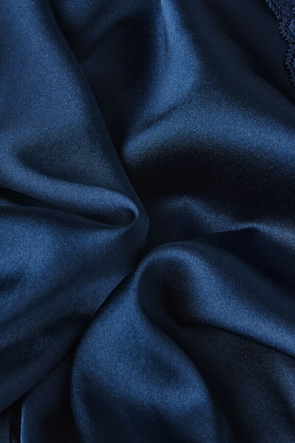 Seidenshorts mit Spitzenbesatz Seidenshorts mit Spitzenbesatz