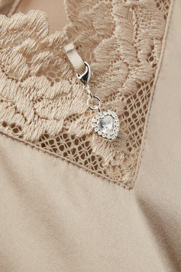 Seidige Blumen Seiden- und Spitzen-Negligé Seidige Blumen Seiden- und Spitzen-Negligé