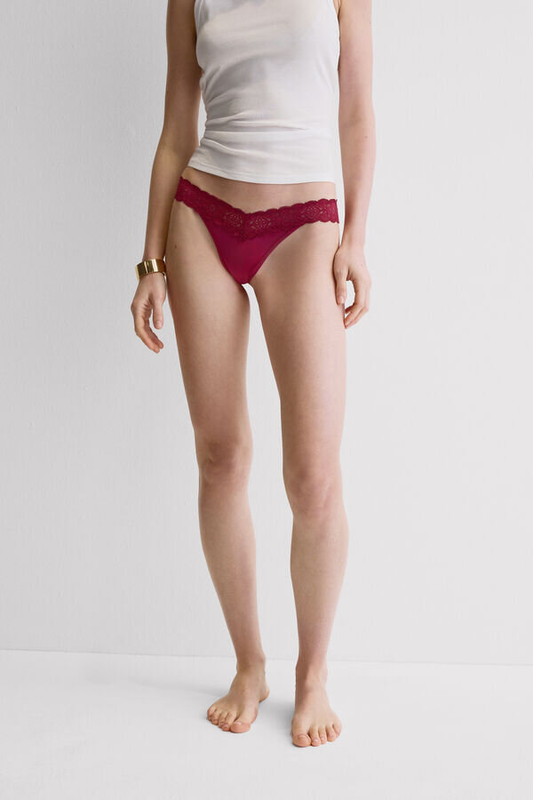 Spitze und Mikrofaser 80S Style Brazilian Spitze und Mikrofaser 80S Style Brazilian