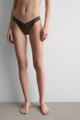 Spitze und Mikrofaser 80S Style Brazilian