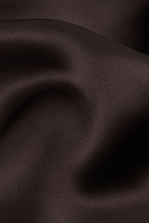 Spitzen- und Seidentop Spitzen- und Seidentop