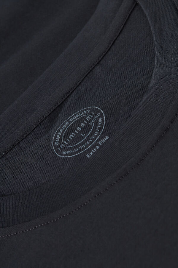 T-Shirt aus extrafeiner, hochwertiger Baumwolle mit regulärer Passform T-Shirt aus extrafeiner, hochwertiger Baumwolle mit regulärer Passform