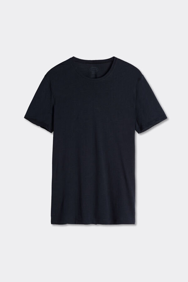 T-Shirt aus extrafeiner Premium-Baumwolle T-Shirt aus extrafeiner Premium-Baumwolle