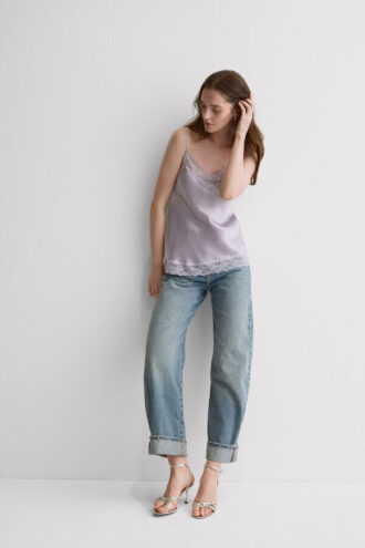 Top aus Spitze und Seide