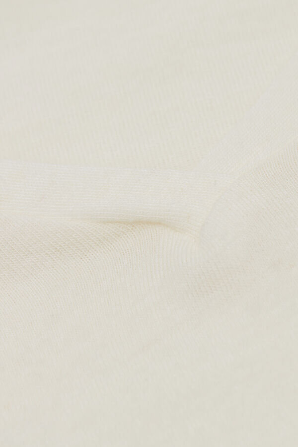 Top mit V-Ausschnitt aus ultraleichtem Modal mit Kaschmir Top mit V-Ausschnitt aus ultraleichtem Modal mit Kaschmir